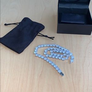 Diamond Chain 18’ With Box and Dustbag